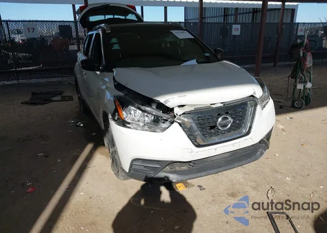 2019 Nissan Kicks Sv z USA, uszkodzony, nr VIN 3N1CP5CU2KL562902